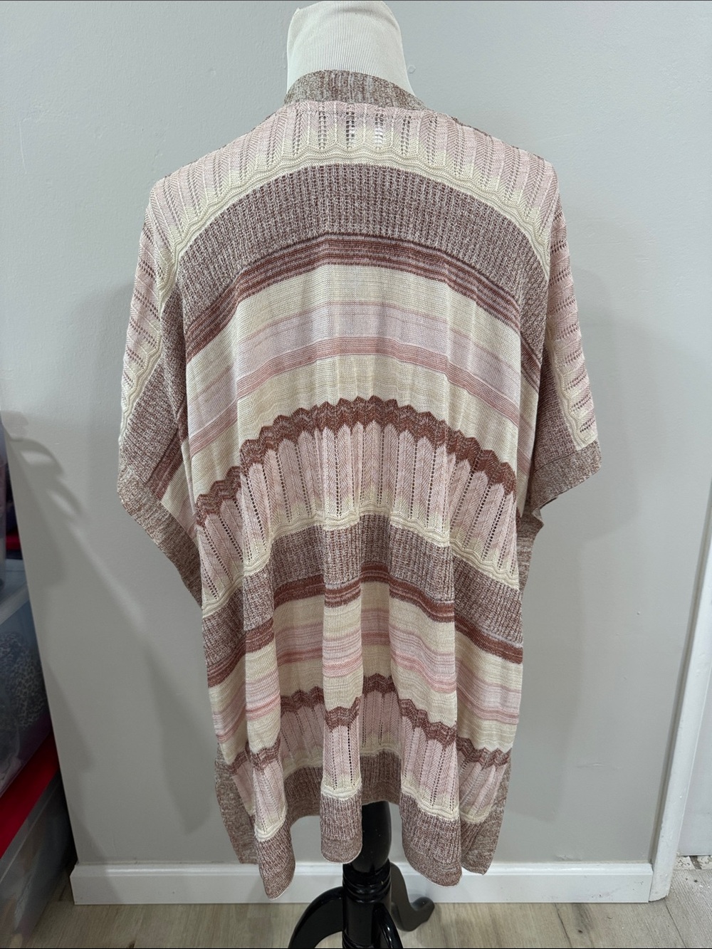 Chicos new Striped Open-Knit Cardigan in Cream, Blush & Taupe modest chic - Picture 5 of 6